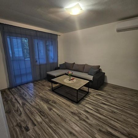 Apartman Smit Umag Exterior photo